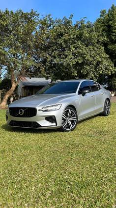 VOLVO S60 2.0 T8 RECHARGE R-DESIGN AWD GEARTRONIC VOLVO S60 2.0 T8 RECHARGE R-DESIGN AWD GEARTRONIC